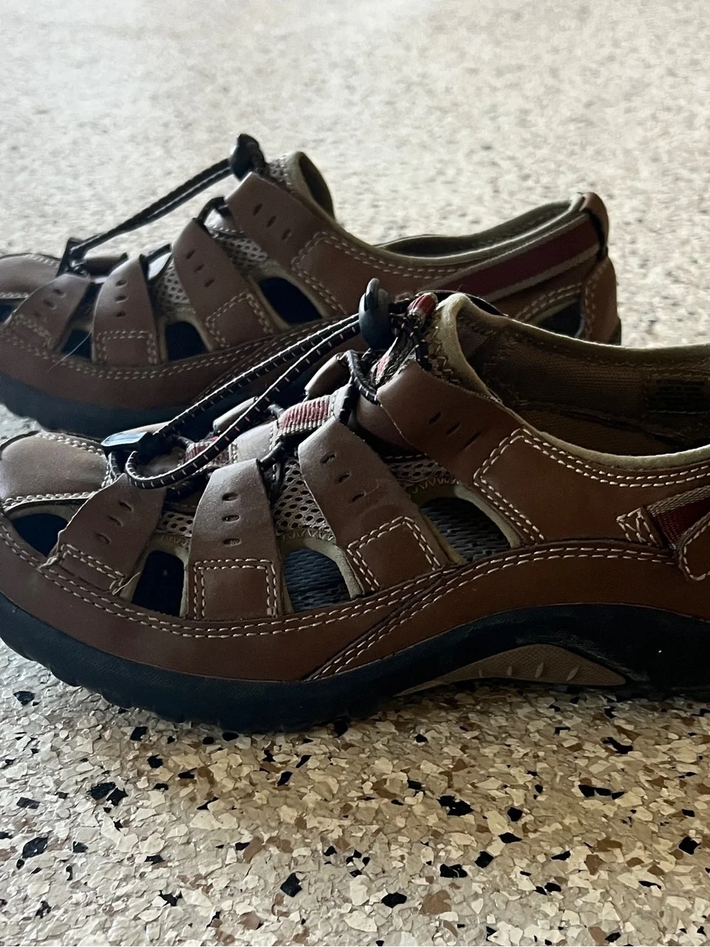 Dockers durable closed